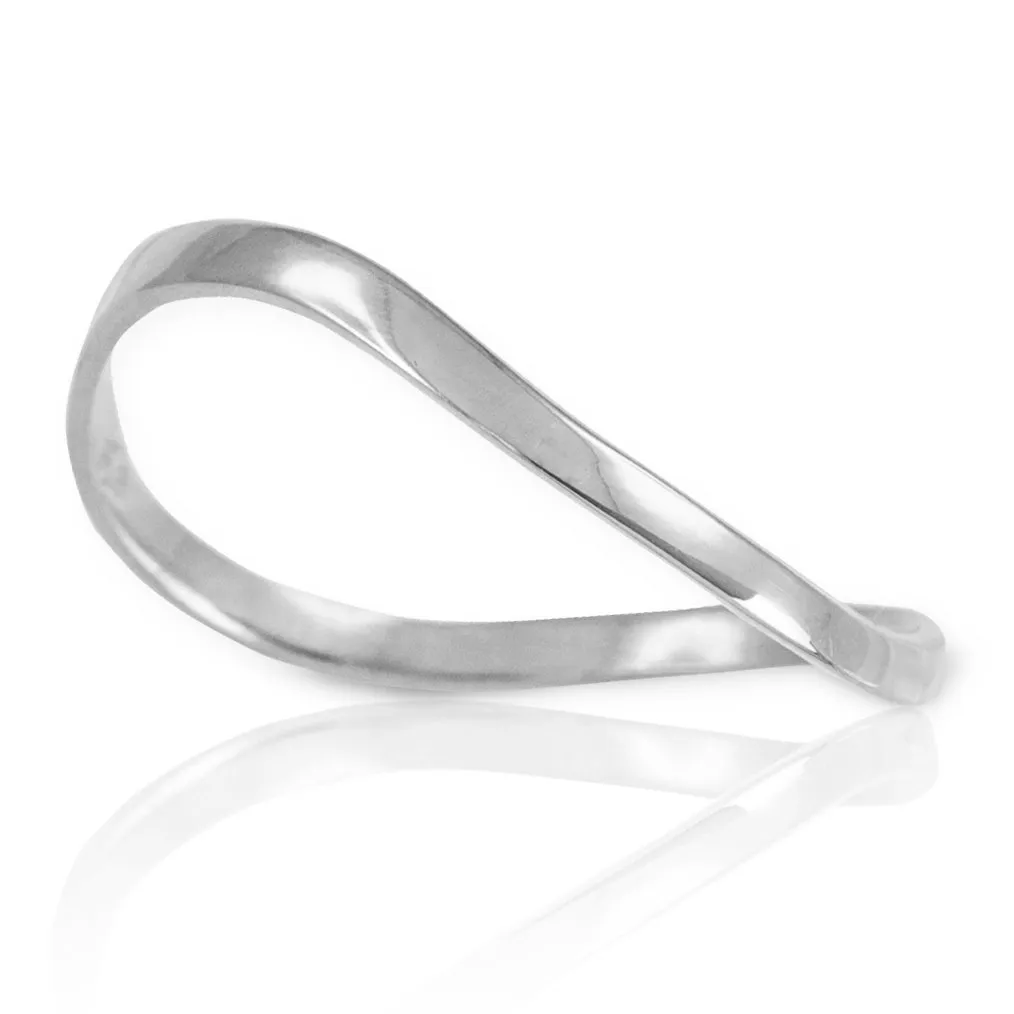 High Polish 10k White Gold Wavy Thumb Ring - Handcrafted Minimalist Jewelry for Any Occasion